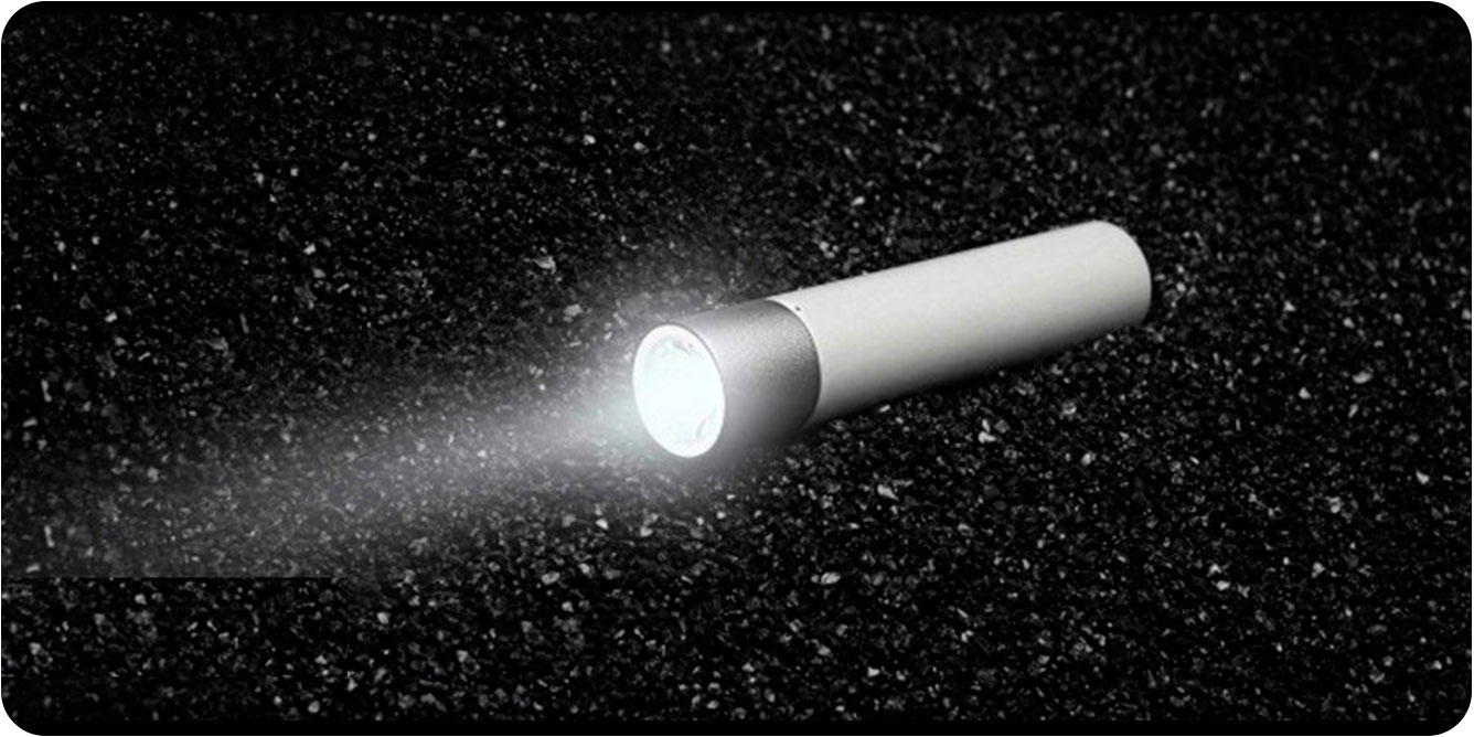 Фонарик-Xiaomi-Mi-Portable-Torch-(белый)_3.jpg Фонарик-Xiaomi-Mi-Portable-Torch-(белый)_3.jpg
